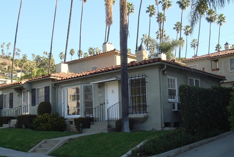 1336 North Brand Boulevard (left unit)