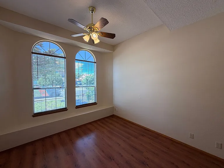 7281 Spruce Mountain Loop NE — Photo 5