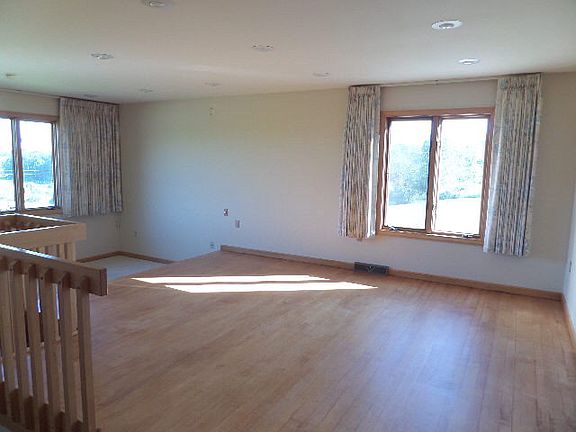 3rd image of 1822 County Road 1035