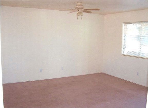 Living Room View (10-31-2005)