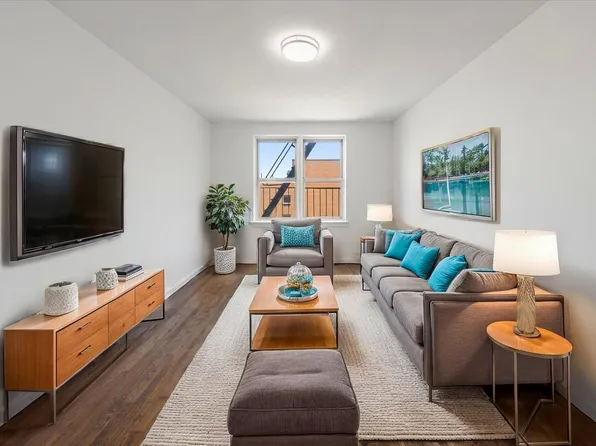 2630 Kingsbridge Terrace image 10 of 27