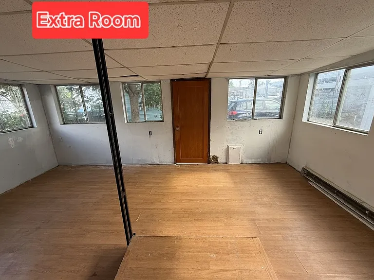 308 E Queen Ave — Photo 11