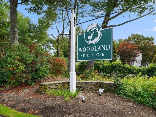 1 Sycamore Ct Unit 1, Rockland, MA 02370