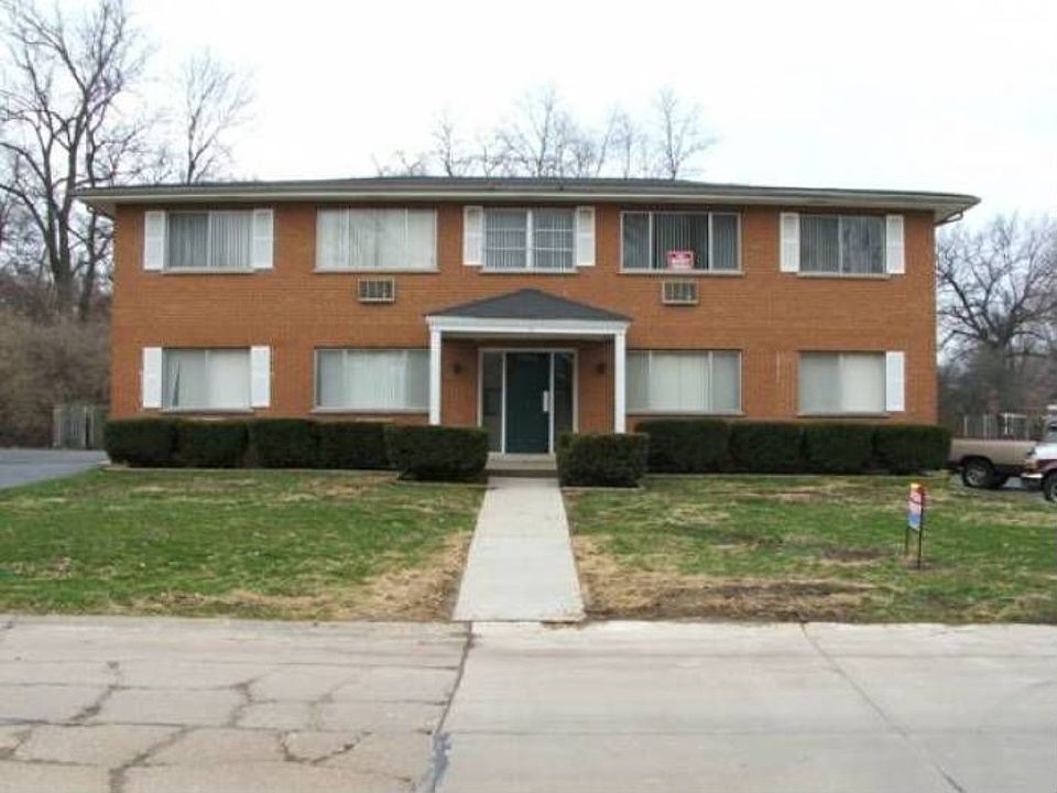 1st image of 9950 Broadmoor Dr