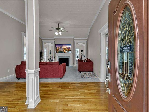 2nd image of 1515 Brisbane Dr