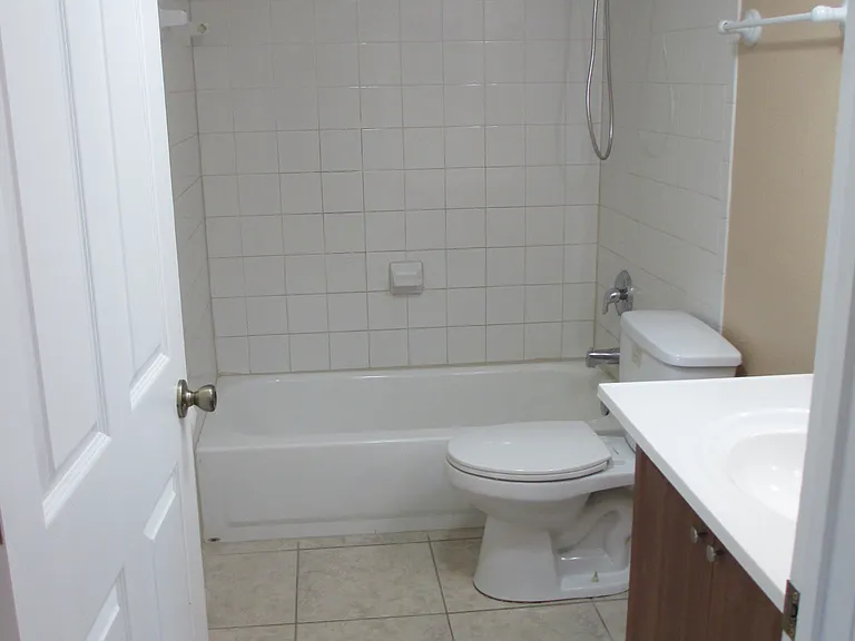 800 N Fiske Blvd #103 — Photo 20