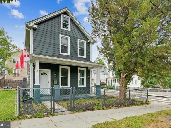 2841 Mills Ave NE, Washington, DC 20018