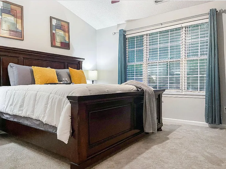 Quartz Dr — Photo 5