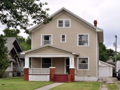 111 E 15th Ave, Hutchinson, KS, 67501