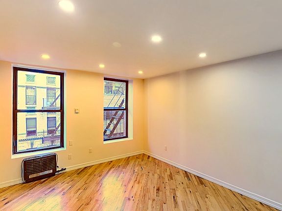 5th image of 120 Orchard St APT 7