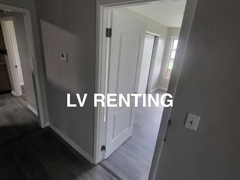 1405 Pierce Ave — Photo 5
