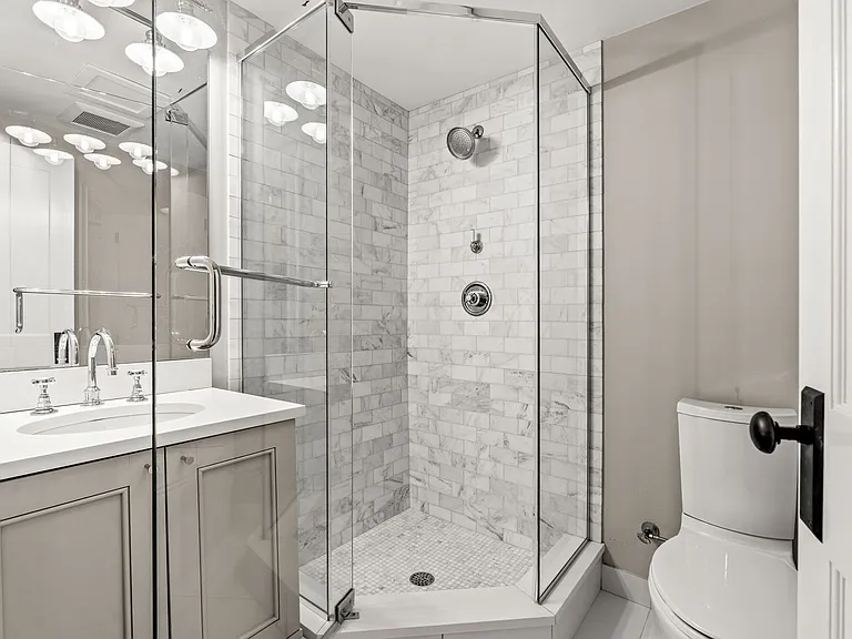 2 Brattle Cir — Photo 29
