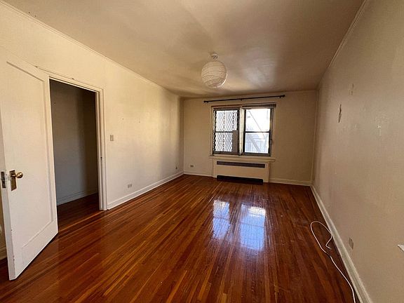 5th image of 83-14 Lefferts Blvd #2J