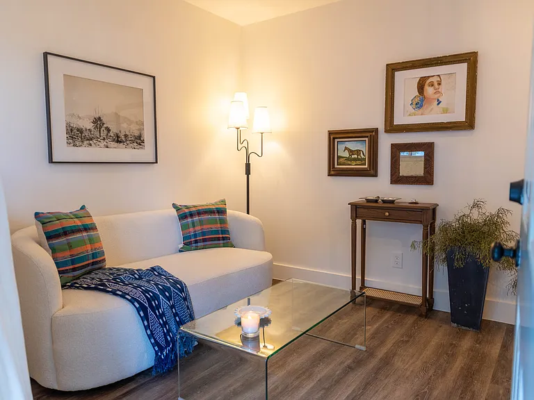 5516 Roosevelt Ave #206 — Photo 14