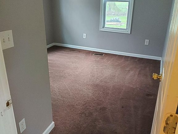 5th image of 739 Harriet Ave