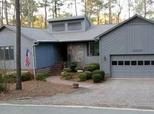 4032 Grey Fox Ct, Sanford, NC 27332