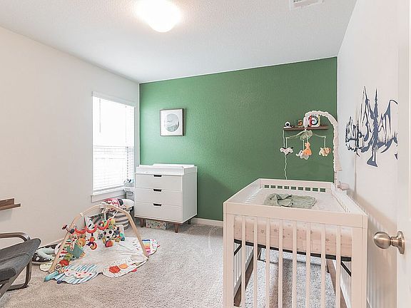 2nd image of 105 Earl Keen St