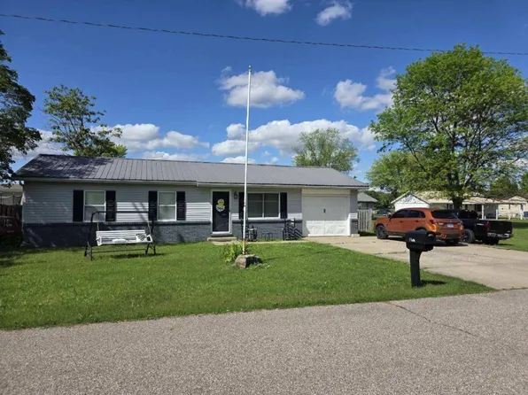 1416 Moon Ln, Morganfield, KY 42437