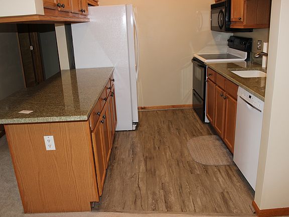 2nd image of 9603 Wildflower Ct #5