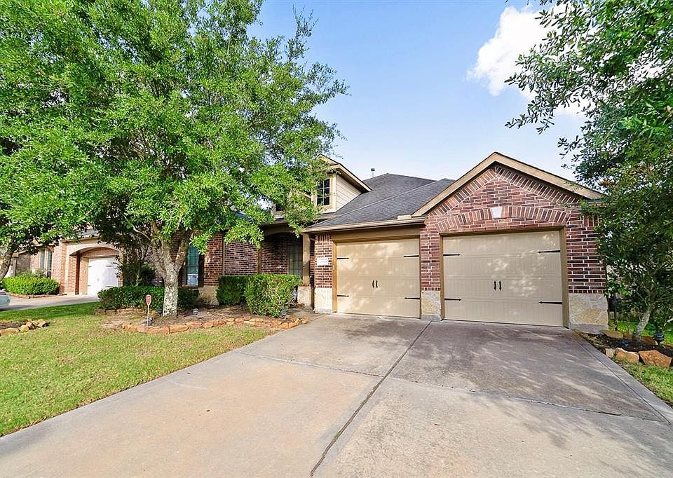 1st image of 24619 Blue Opal Ln