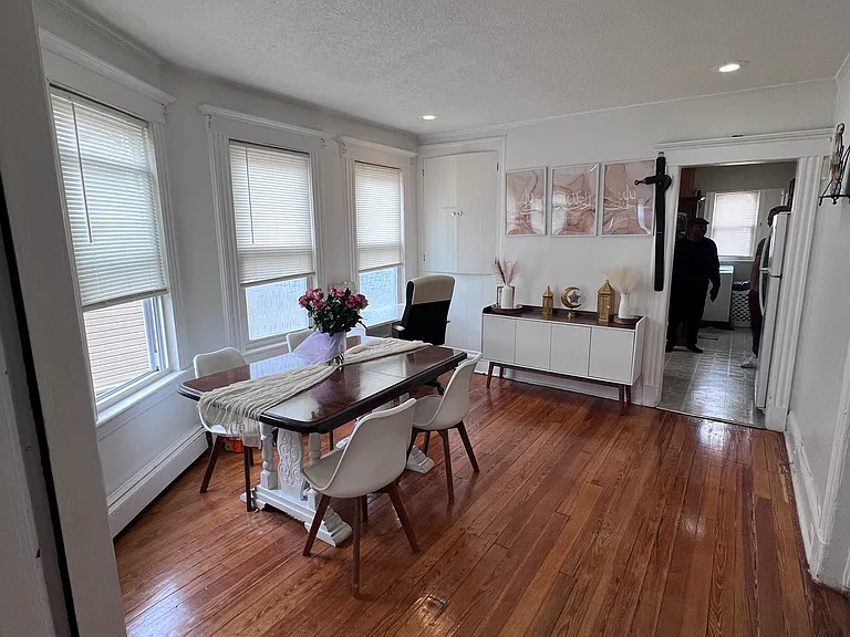 243 Madison Ave #1 — Photo 2