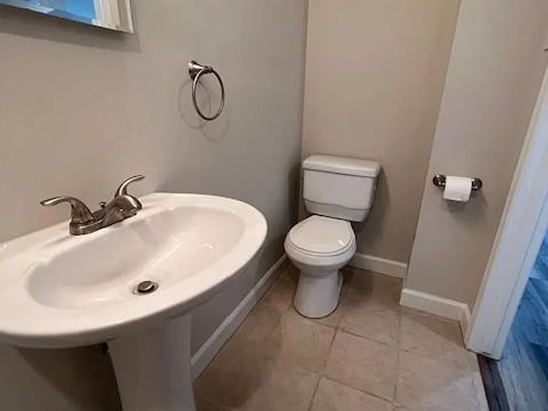 6627 Haydown Ct — Photo 17