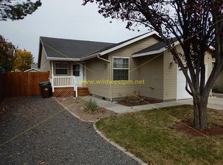 427 NE 6th St, Prineville, OR 97754