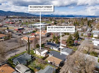 19 Chestnut St, Medford, OR 97501