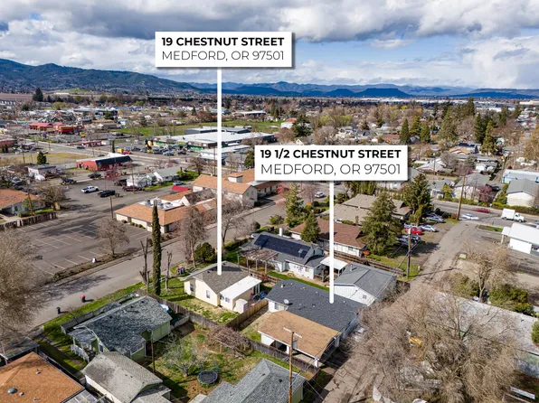 19 Chestnut St, Medford, OR 97501