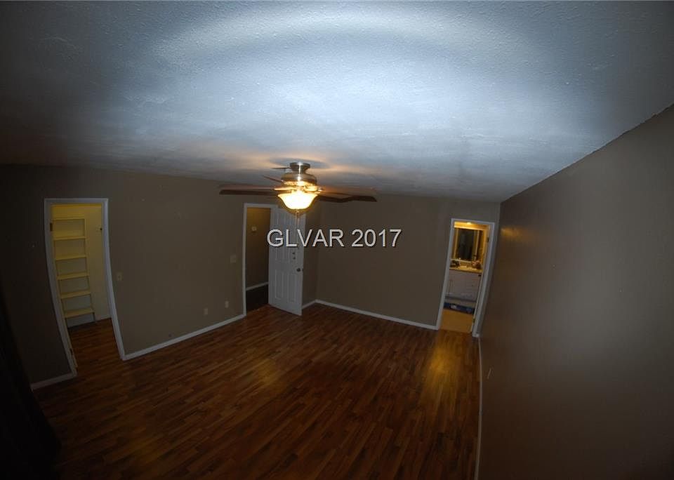 2nd image of 530 Grimsby Ave