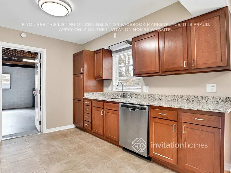 2800 Clearfield Ave — Photo 7