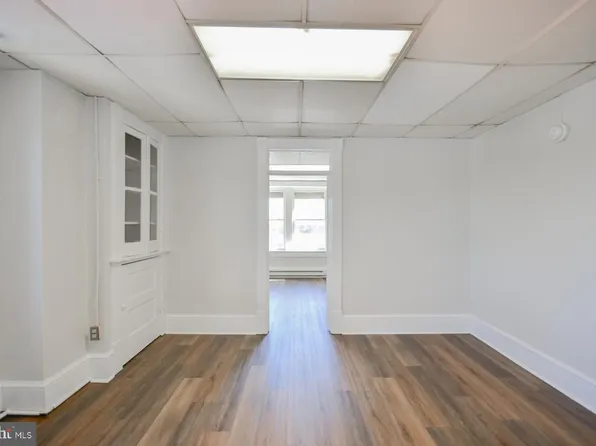 117 E Martin St APT 1, Martinsburg, WV 25401