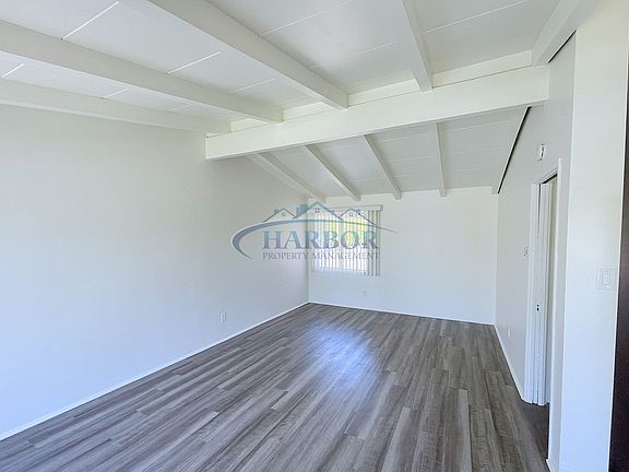 2nd image of 820 Amapola Ave #A