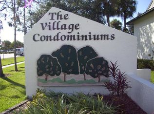 2131 Crystal Dr APT 27, Fort Myers, FL 33907