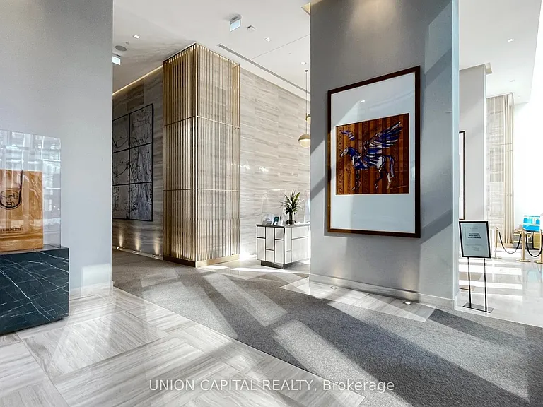 50 Charles St E #1112 — Photo 21