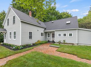 26 Bates St, Yarmouth, ME 04096