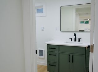 7027 22nd Ave NW #3, Seattle, WA 98117