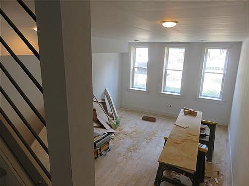 2nd image of 3639 W Shakespeare Ave APT 1W