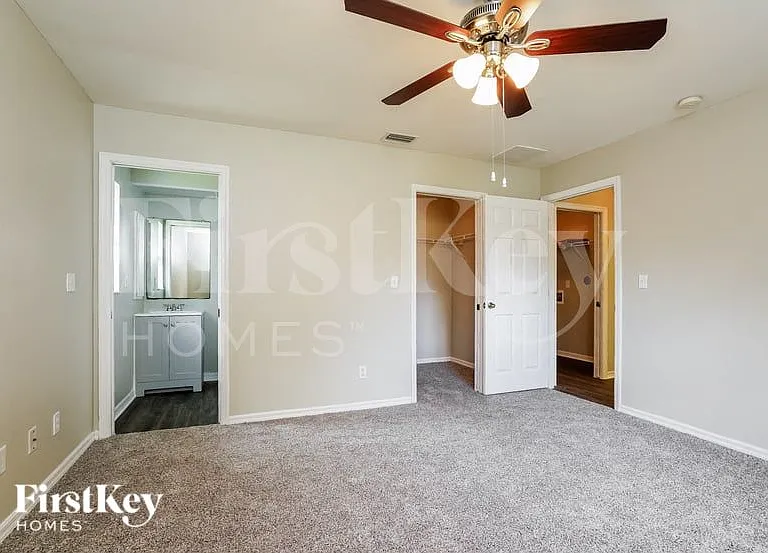 149 SE 18th St — Photo 9
