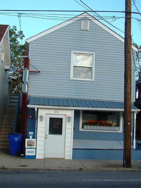 Exterior main