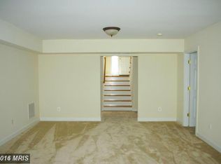 6103 Colchester Rd, Fairfax, VA 22030