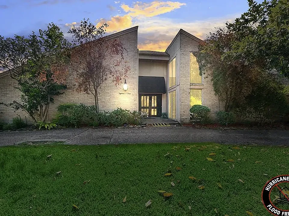 1803 Keatley Dr