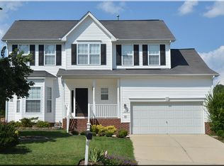 2114 Oak Stream Ln, Apex, NC 27523