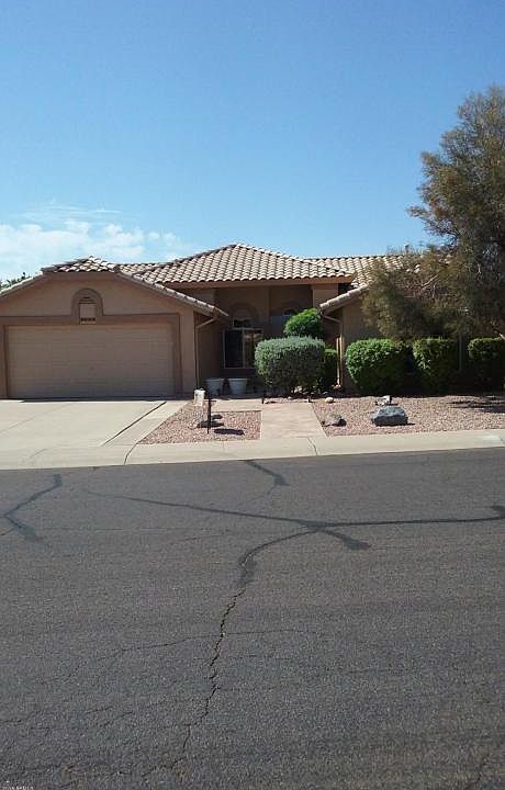 1st image of 8633 W Rockwood Dr