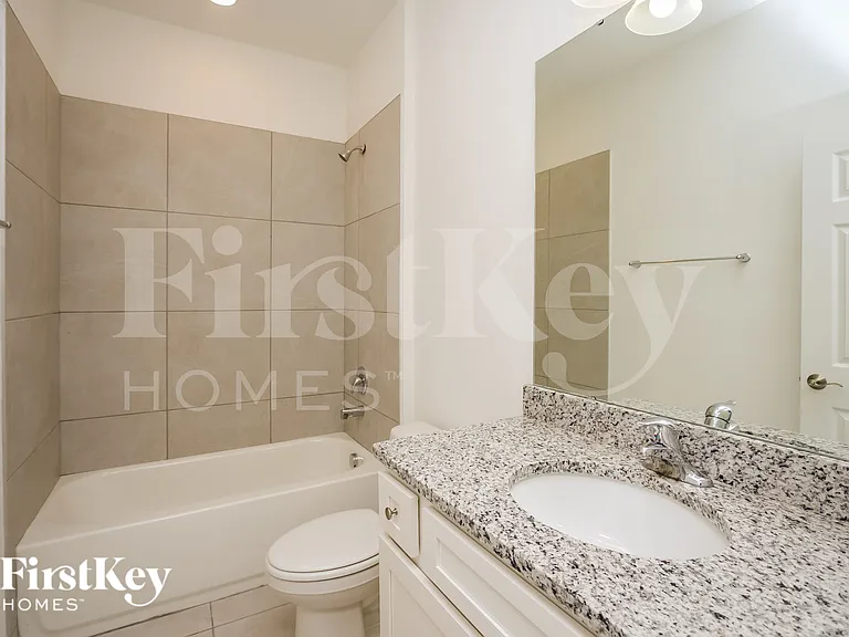 336 Corbel Ln — Photo 13