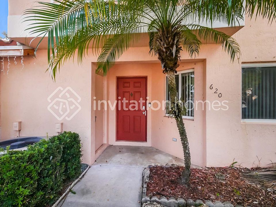 1st image of 620 NW 208th Cir #620