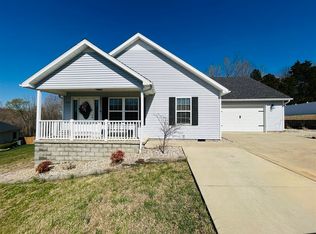 113 Cherry Wood Dr, Central City, KY 42330