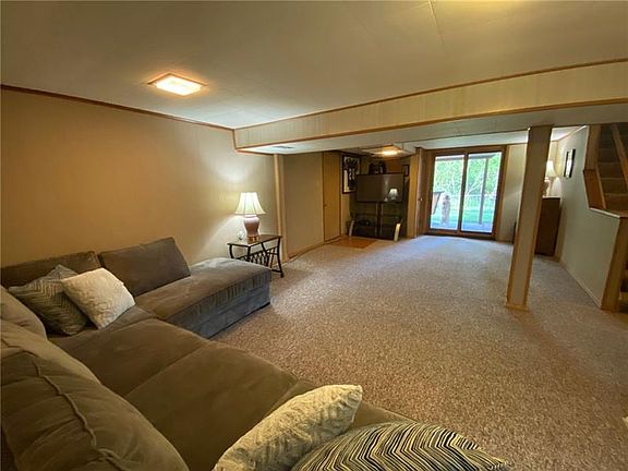 5th image of 519 Lebanon Manor Dr