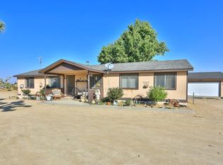 238 Joshua Hills Rd, Pinon Hills, CA 92372