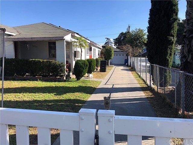 2nd image of 6220 Palm Ave